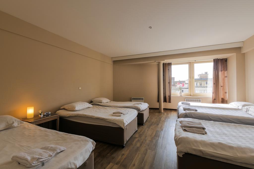 Ambassador Suites Антверпен Экстерьер фото