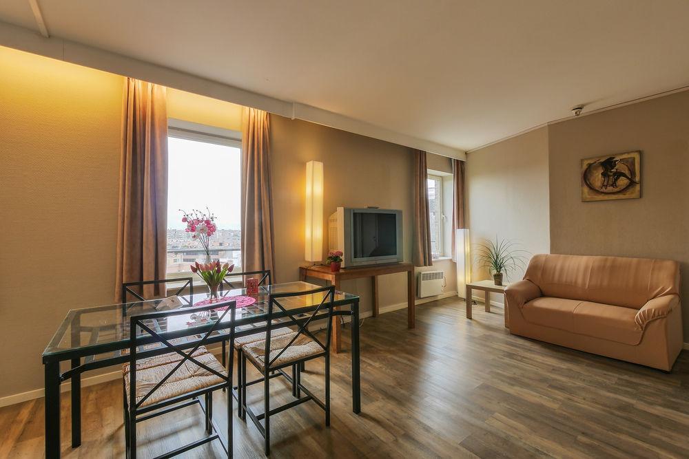 Ambassador Suites Антверпен Экстерьер фото
